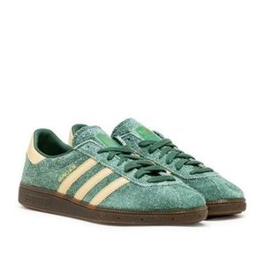 Adidas Munchen Green Oxide/Beige size 12us. New with box.